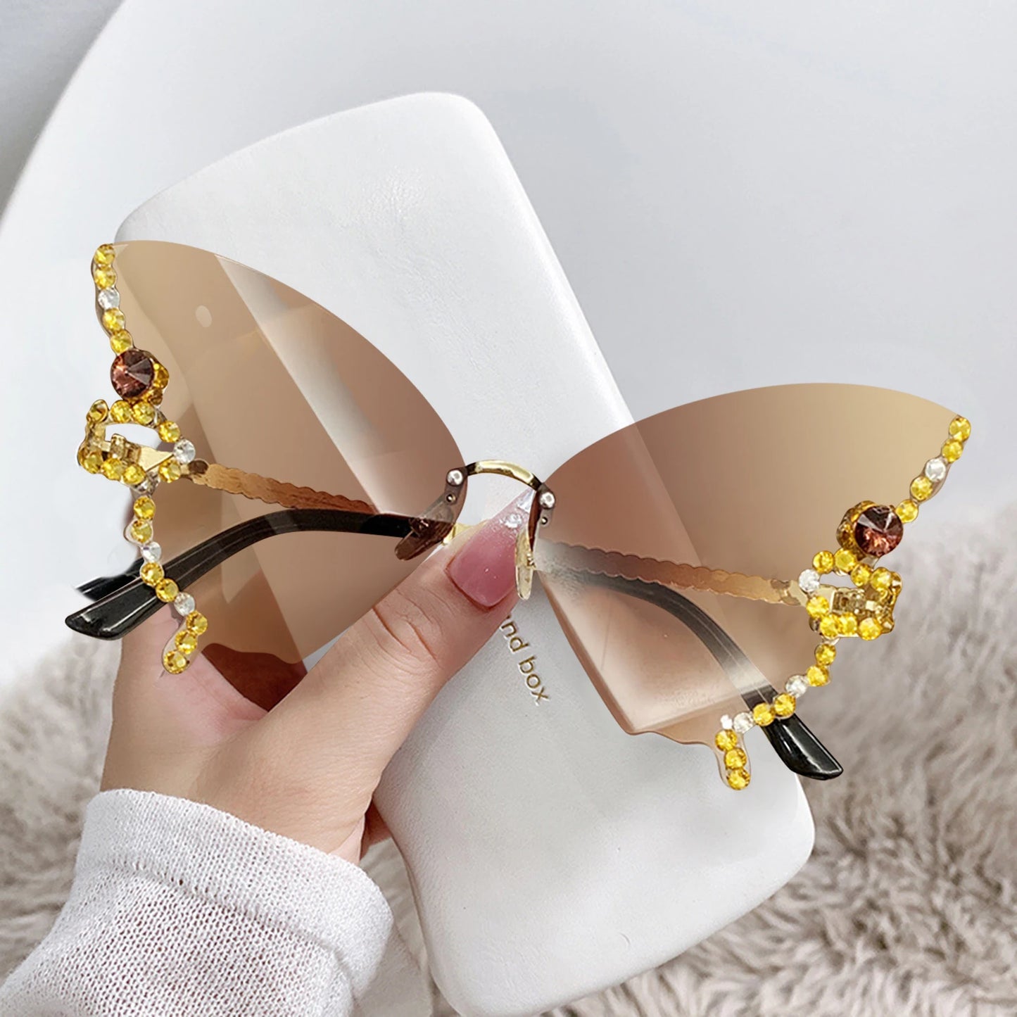 Fashion Sparkling Rhinestone Rimless Butterfly Sunglasses Y2K Women Luxury Brand Vintage Sun Glasses Ladies Eyewear Gafas De Sol