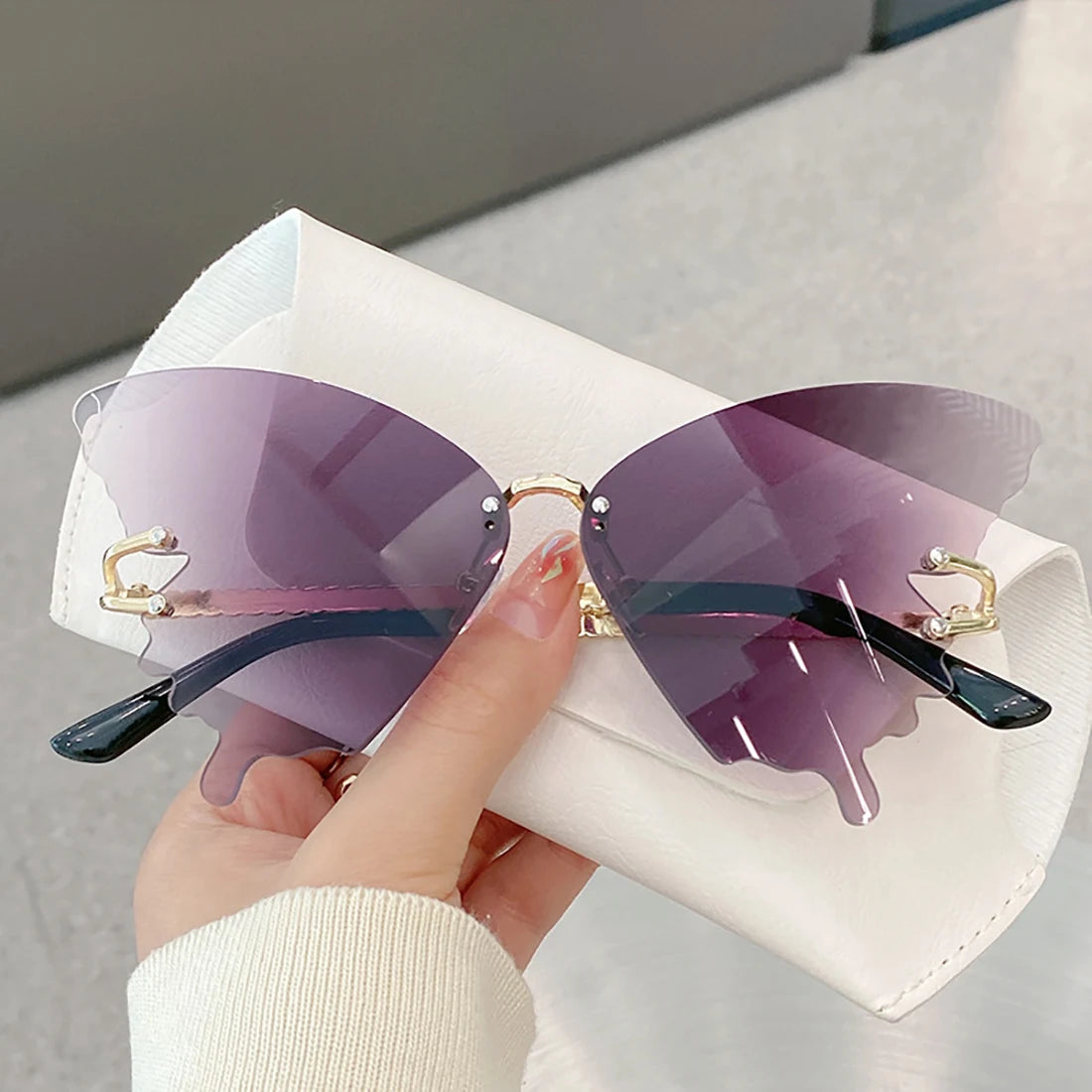 Fashion Sparkling Rhinestone Rimless Butterfly Sunglasses Y2K Women Luxury Brand Vintage Sun Glasses Ladies Eyewear Gafas De Sol